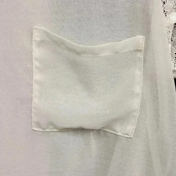 Cream colored lush cardigan with lacework sleeves and button up back like new - Picture 4 of 8